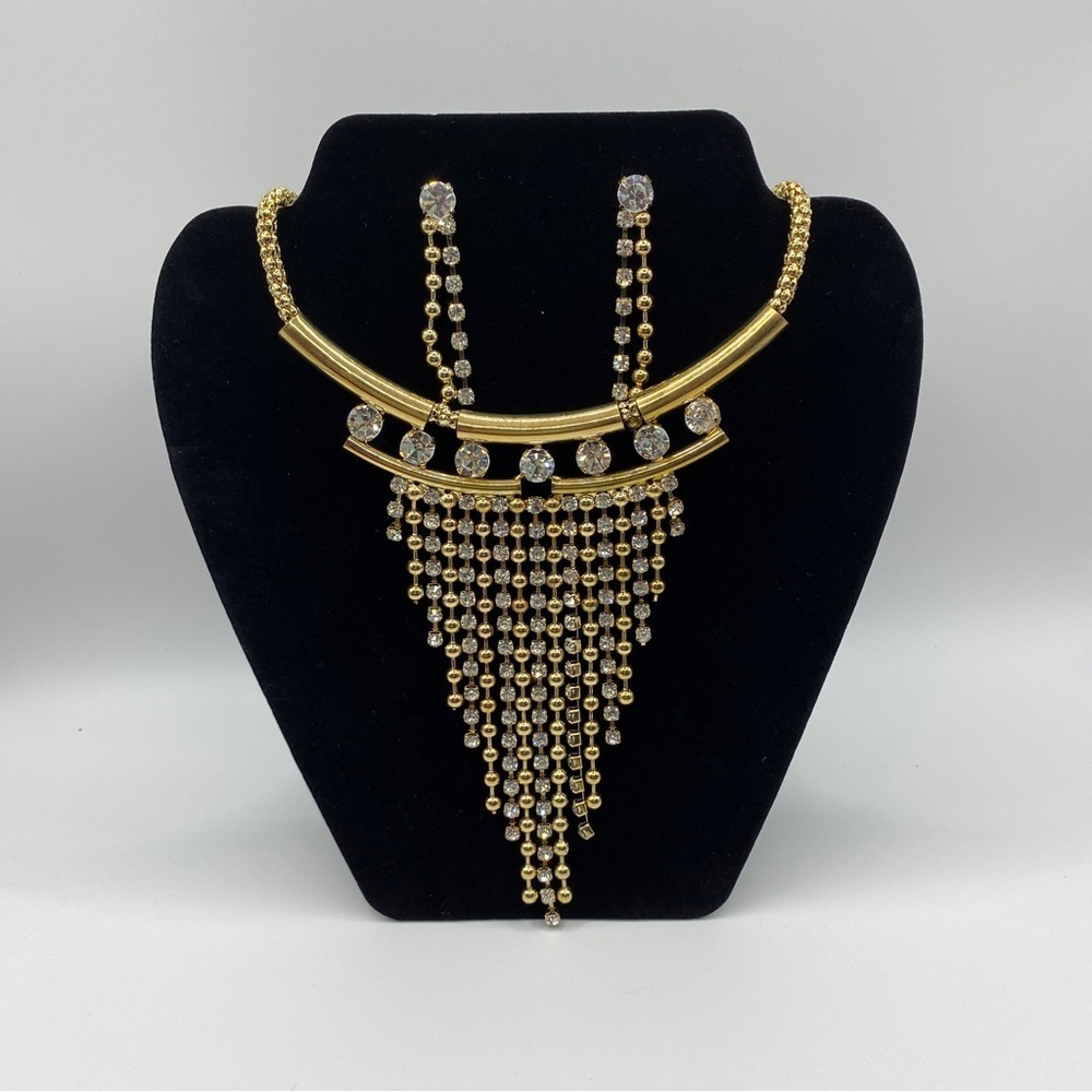 Gold Tone Sparkly Rhinestone Statement Necklace and Earrings Set - Picture 4 of 11